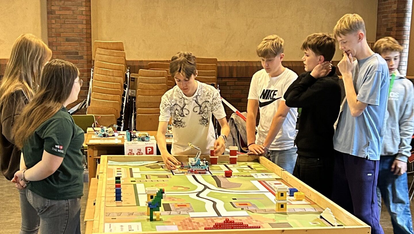 Hinter den Vorhängen der Robotik-IG